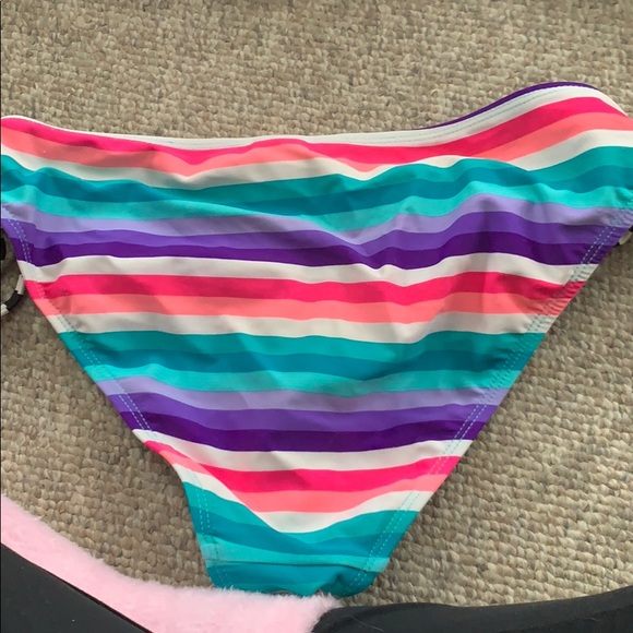 Swim suit! - Picture 5 of 6